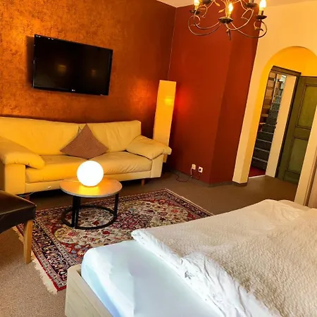 Hotel Zrenners Garni-3